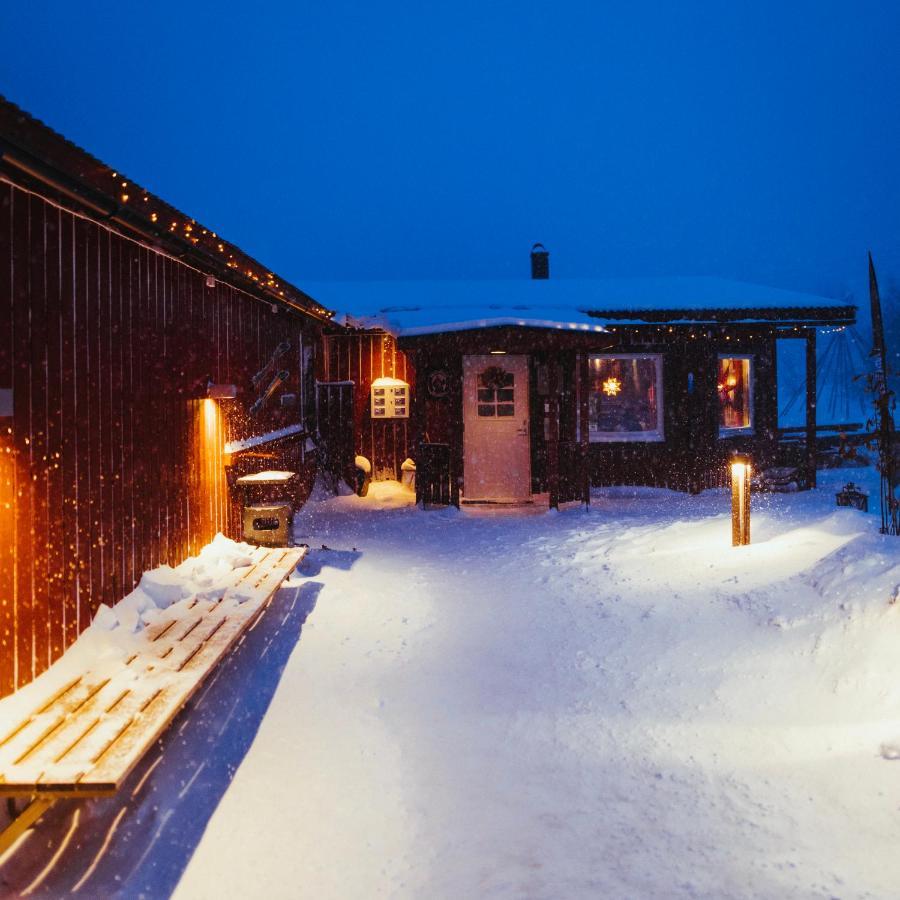 Abisko Mountain Lodge Exterior photo